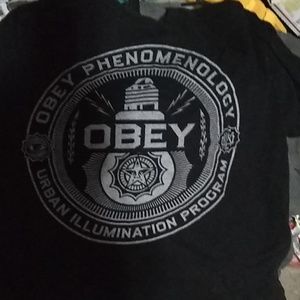 Brand new men's Obey t-shirt XL